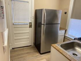 1111 North Parkway No 3 - for rent 38105