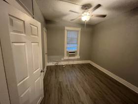 1111 North Parkway No 3 - for rent 38105