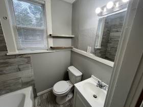 1111 North Parkway No 3 - for rent 38105