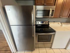 1215 Mt Moriah Rd - for rent 38117