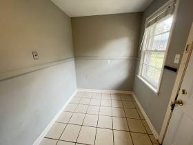 1215 Mt Moriah Rd - for rent 38117