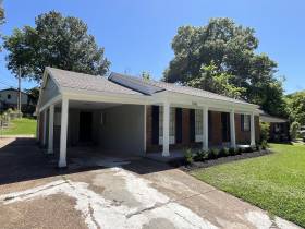 1343 Dove St - for rent 38127