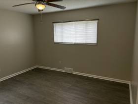 141 N White Station Rd - for rent 38117