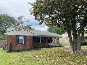 1623 Delmont Rd - for rent 38117