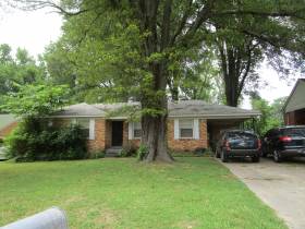1944 Wellons Avenue - for rent 38127