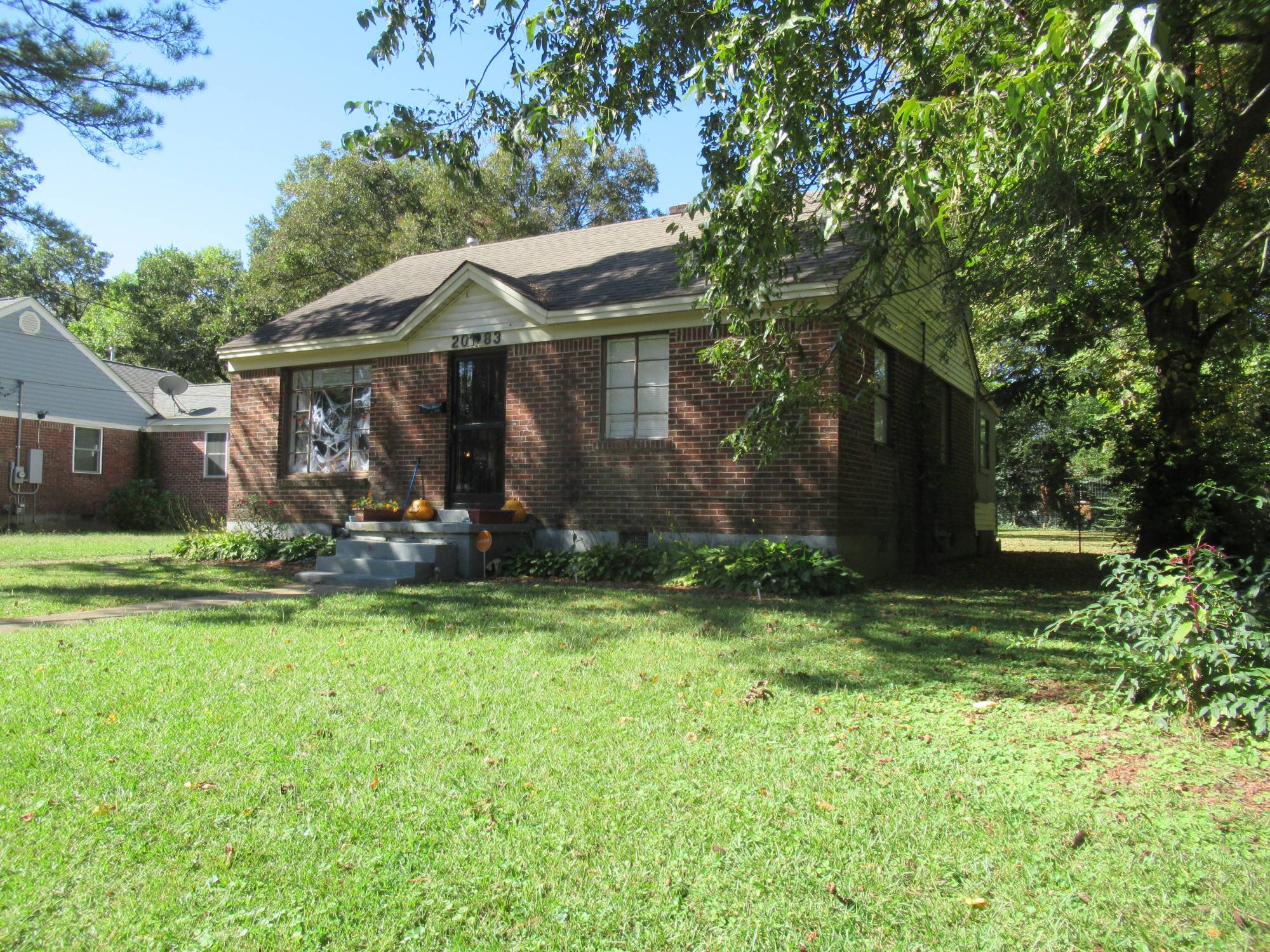 2083 Charleston Rd Memphis TN 38128