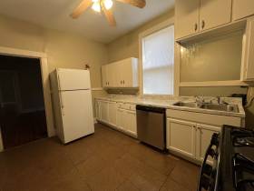2187 Court Ave No 102 - for rent 38104