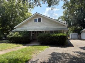 2187 Court Ave - for rent 38104