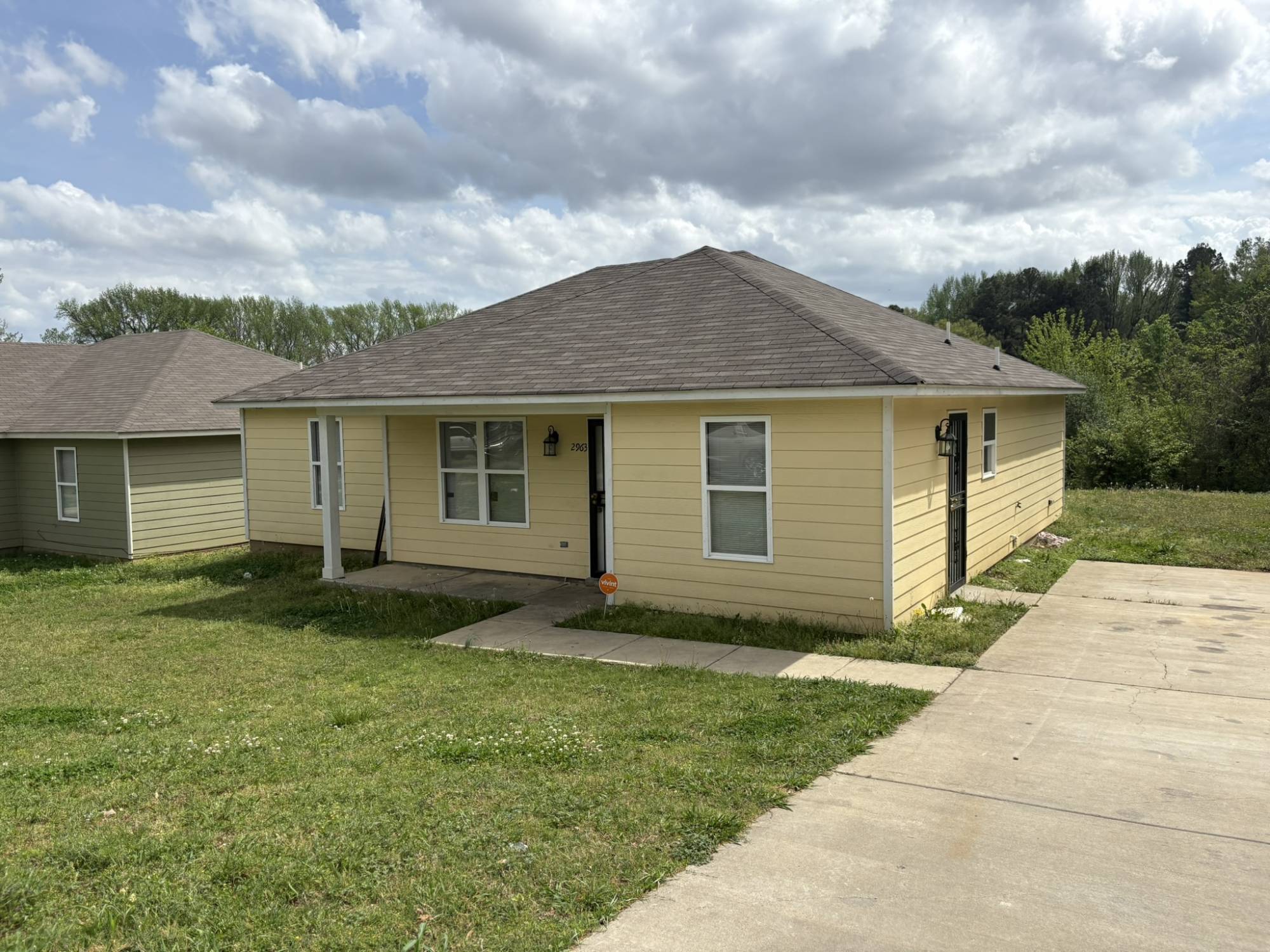 2963 Lake Park Drive Memphis TN 38127