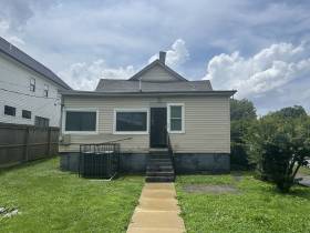 32 N Cooper St - for rent 38104
