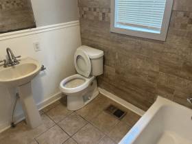 32 N Cooper St - for rent 38104