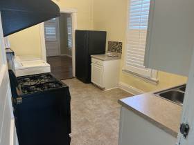 32 N Cooper St - for rent 38104
