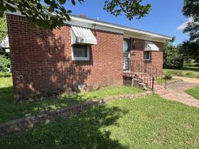 3349 Alta Rd - for rent 38109