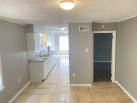 3432 Castleman St - for rent 38118