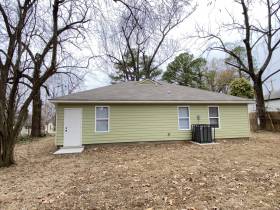 3490 Ardmore - for rent 3127