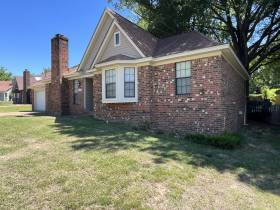 3748 Rippling Creek Lane - for rent 38135