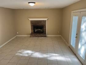 3800 Schanna Dr - for rent 38135