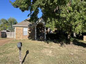 3907 Summer Breeze Cv - for rent 38125