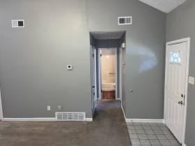 3913 Oak Branch Cir E - for rent 38135