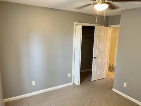 3913 Oak Branch Cir E - for rent 38135