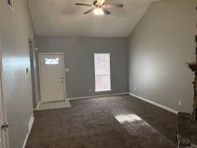 3913 Oak Branch Cir E - for rent 38135