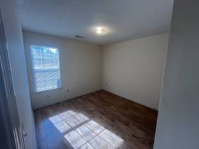 3931 Long Creek Rd - for rent 38125