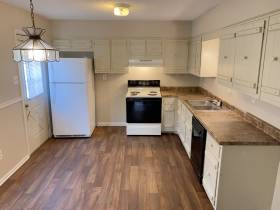 4381 Howardcrest Dr - for rent 38128