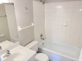 4381 Howardcrest Dr - for rent 38128