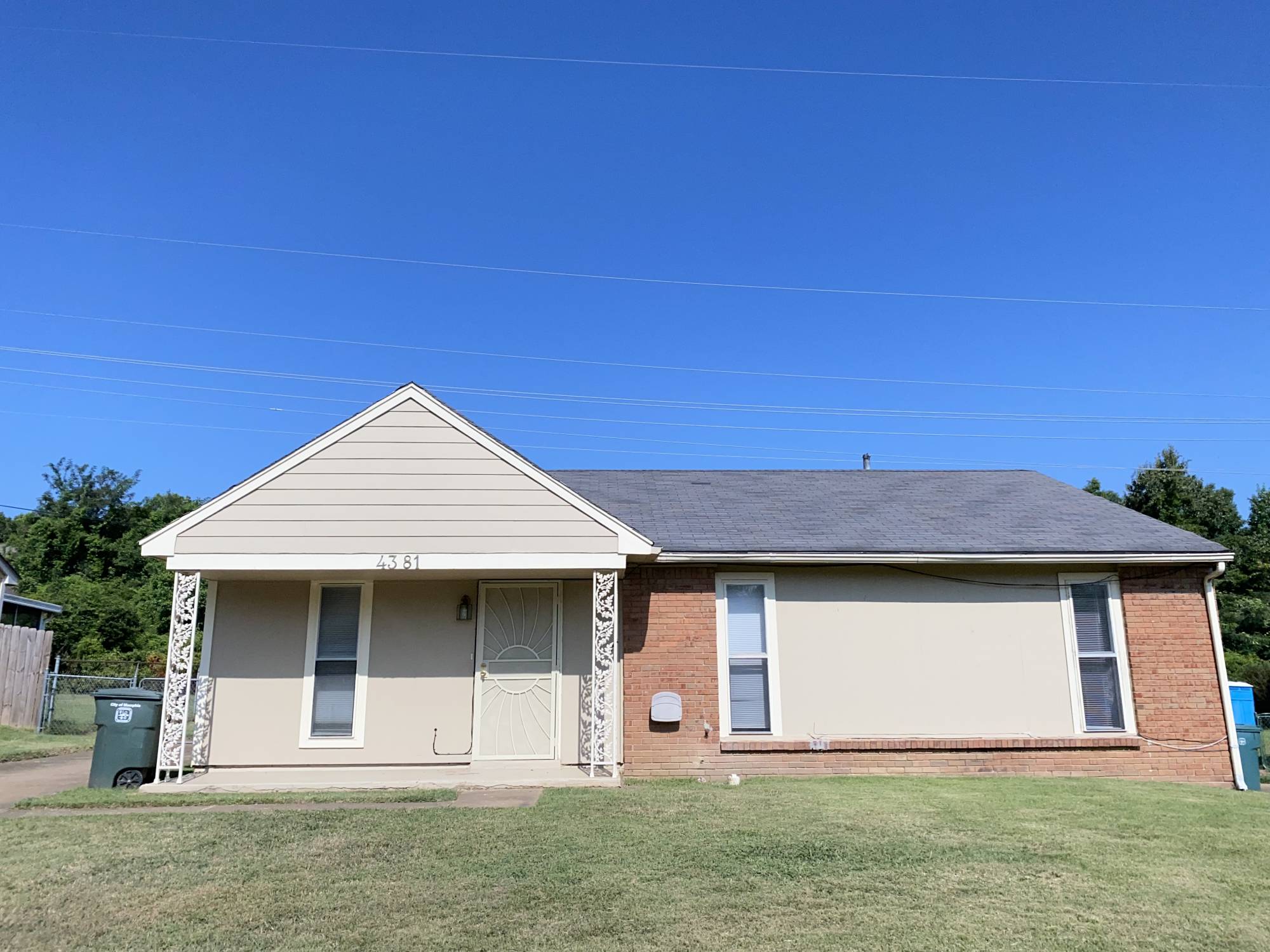 4381 Howardcrest Dr Memphis TN 38128