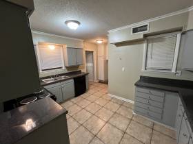 4450 Tena Dr - for rent 38128