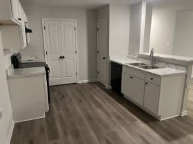 4503 Suncrest Dr. - for rent 38127