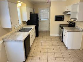 4574 Dunn Ave - for rent 38117