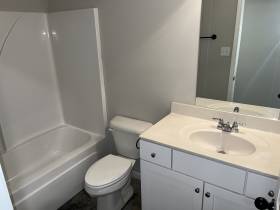 5038 Belfast Dr - for rent 38127