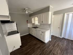 5254 Haleville Rd - for rent 38116