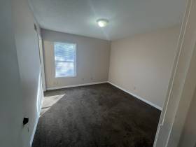 5312 Plover Dr - for rent 38127