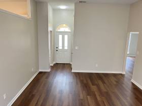 5628 Autumn Valley Dr - for rent 38135