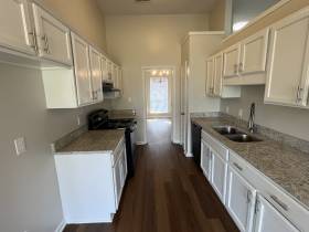 5628 Autumn Valley Dr - for rent 38135