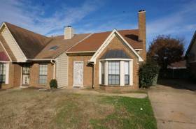 5788 Plum Valley Dr - for rent 38141