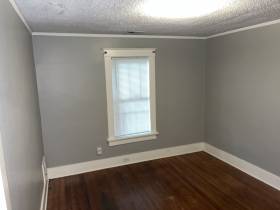 587 Houston St. - for rent 38111