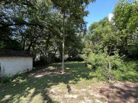 587 Houston St. - for rent 38111