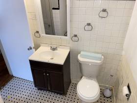 605 Houston St. - for rent 38111