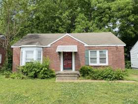 605 Houston St. - for rent 38111