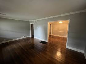 609 Houston St. - for rent 38111