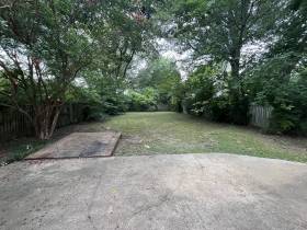 609 Houston St. - for rent 38111