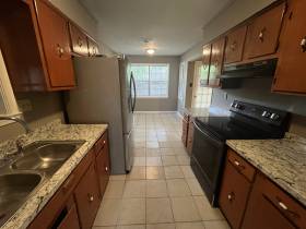6124 Chinaberry Dr - for rent 38115