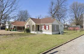 616 E. Dempster Ave. - for rent 38106