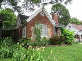 662 Eva Street - for rent 38112