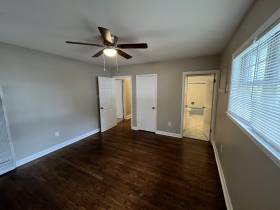 662 Eva Street - for rent 38112