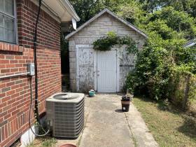 662 Eva Street - for rent 38112