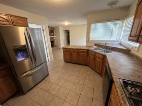 6700 N Kirby Oaks - for rent 38119